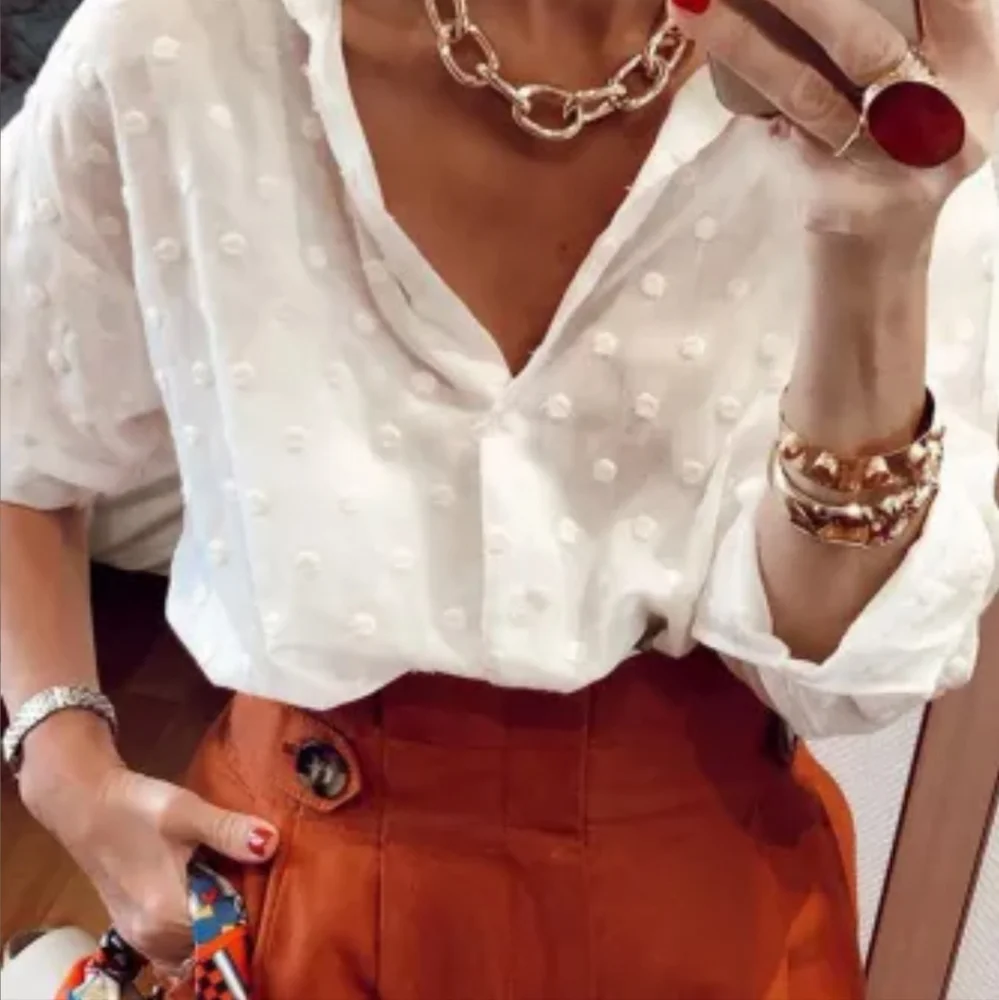 New long sleeved Swiss dot top - Picture 3 of 12